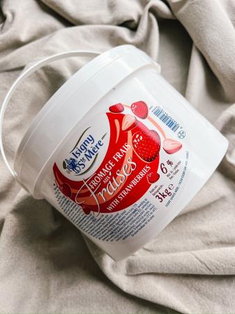 Kaas vers aardbei pr (emmer 3kg)