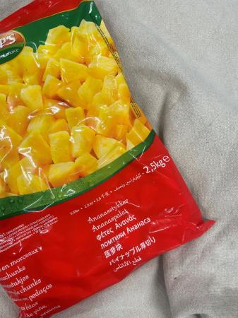 Ananas blokjes pr (zak 2,5kg) DPV