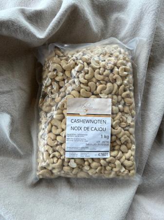 Cashew nuts peeled, Premium Label Delgiro (1kg)